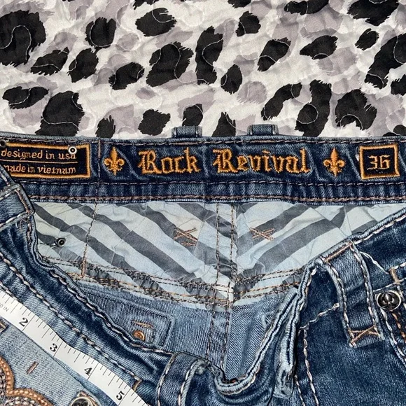 Rock Revival Dark Blue Jeans - Picture 2 of 3